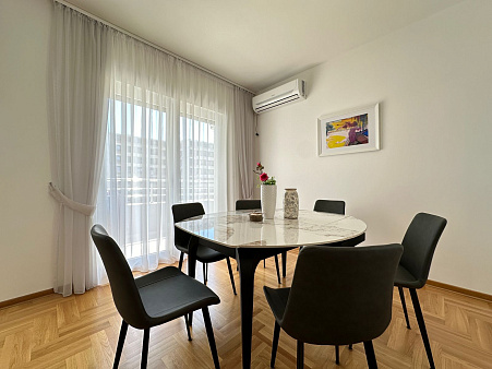 Four-Bedroom Apartment in a Great Budva Location, Budva